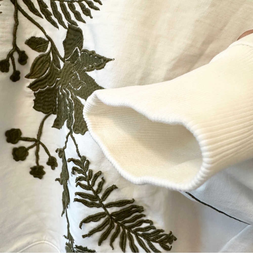 By Anthropologie Fern & Flower Crew-Neck Sweatshirt Embroidered Women’s Size S - Picture 3 of 14